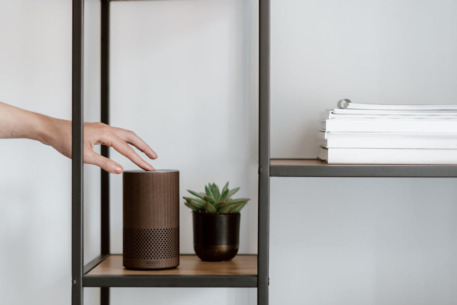 Amazon Alexa 10 vs Google Assistant Pro vs Apple Siri Plus: Smart Home Hub Battle 2026