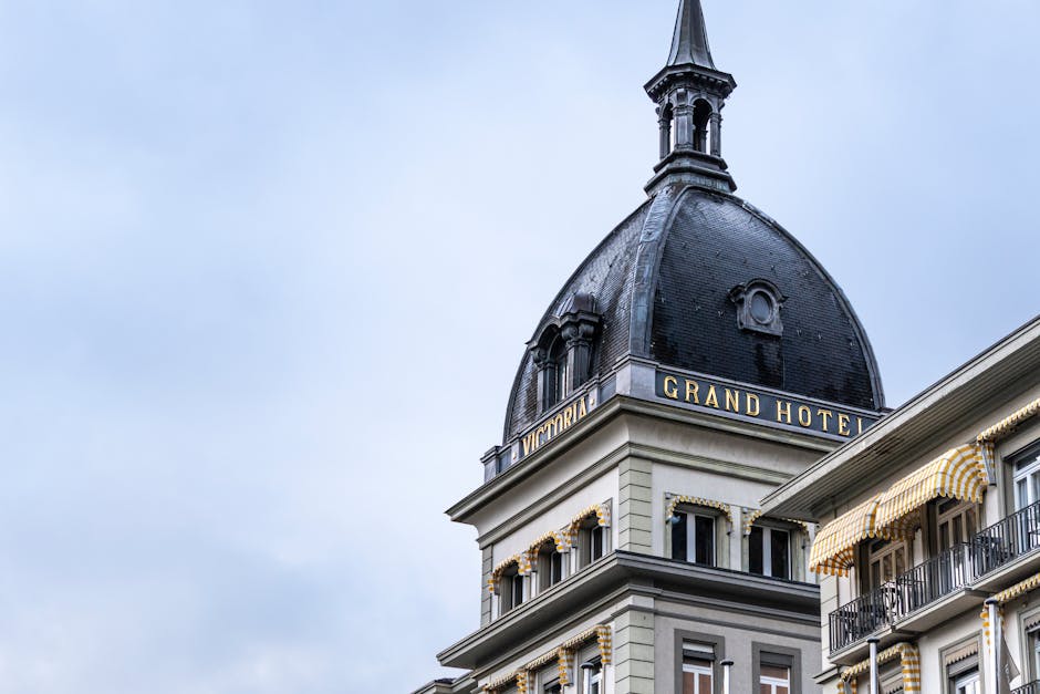 Traditional Hotels vs Pod Hotels vs Zero-Gravity Resorts: Hospitality Revolution 2026